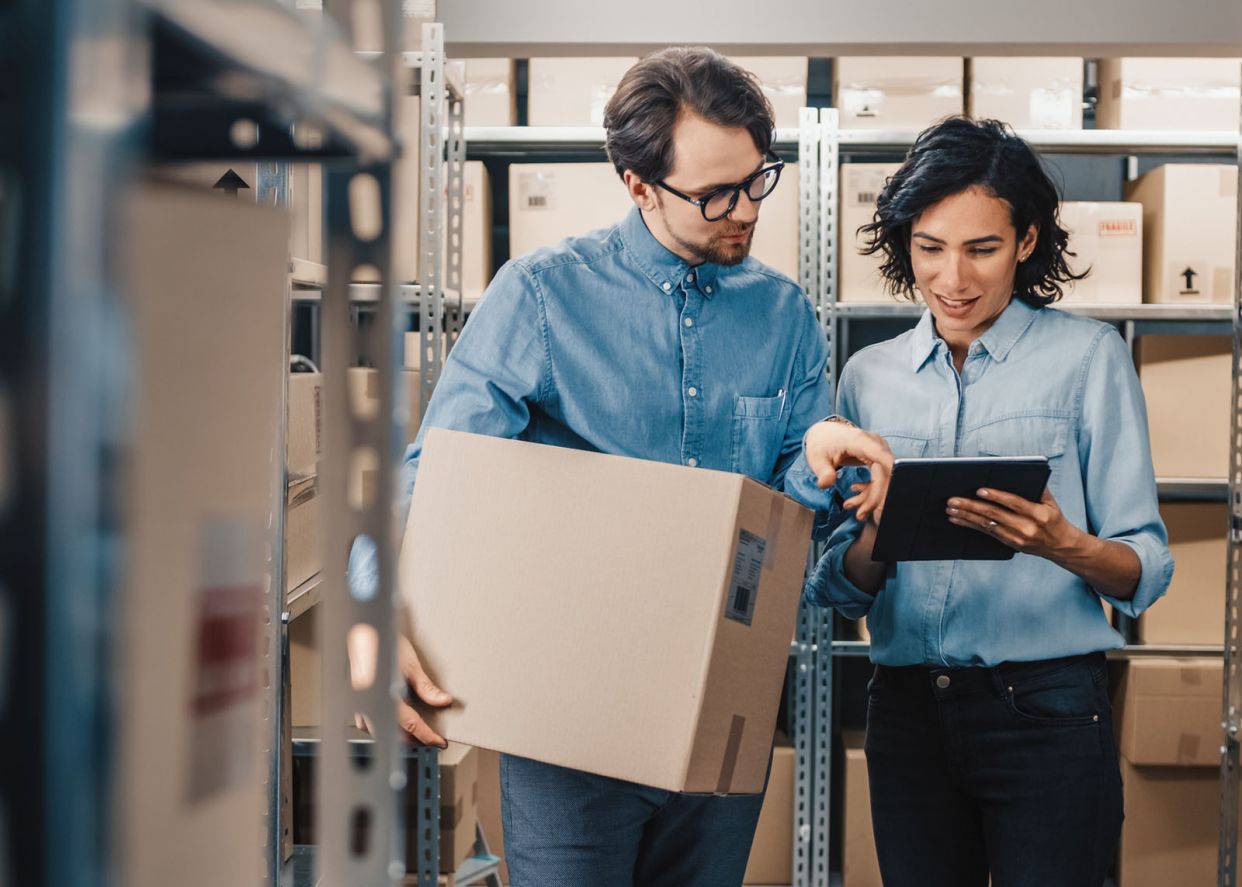 inventory manager tracking shipments