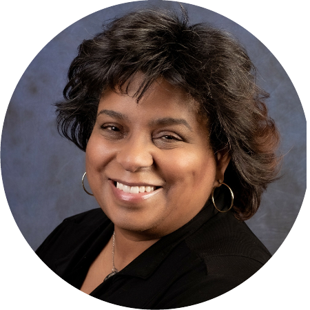 Gwen Harshaw professional headshot