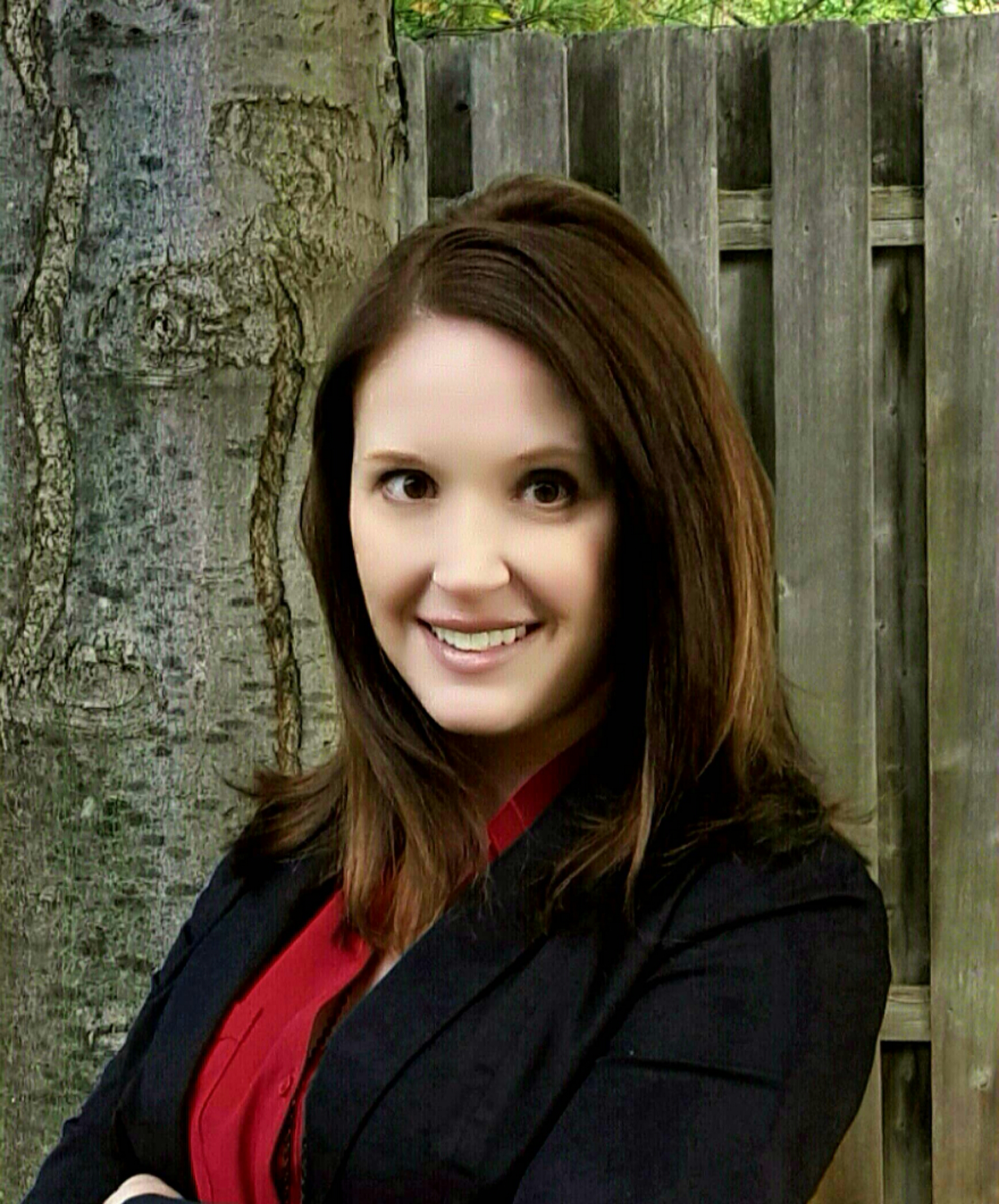 professional photo of Nicole Geller smiling