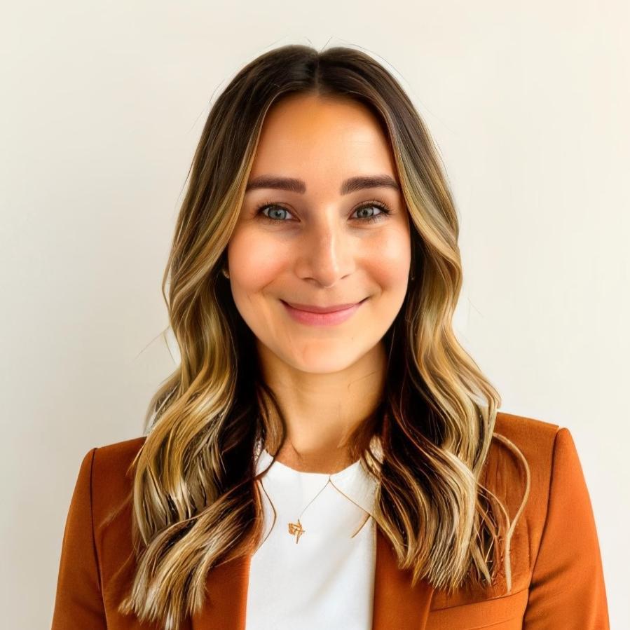 professional photo of Sophia Arteaga